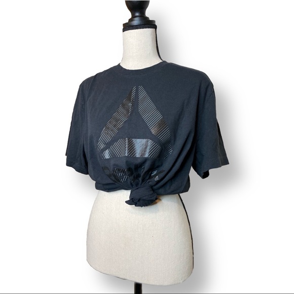 🟣 Reebok Black Soft Tee Shiny Graphic Sz Large - Picture 7 of 16